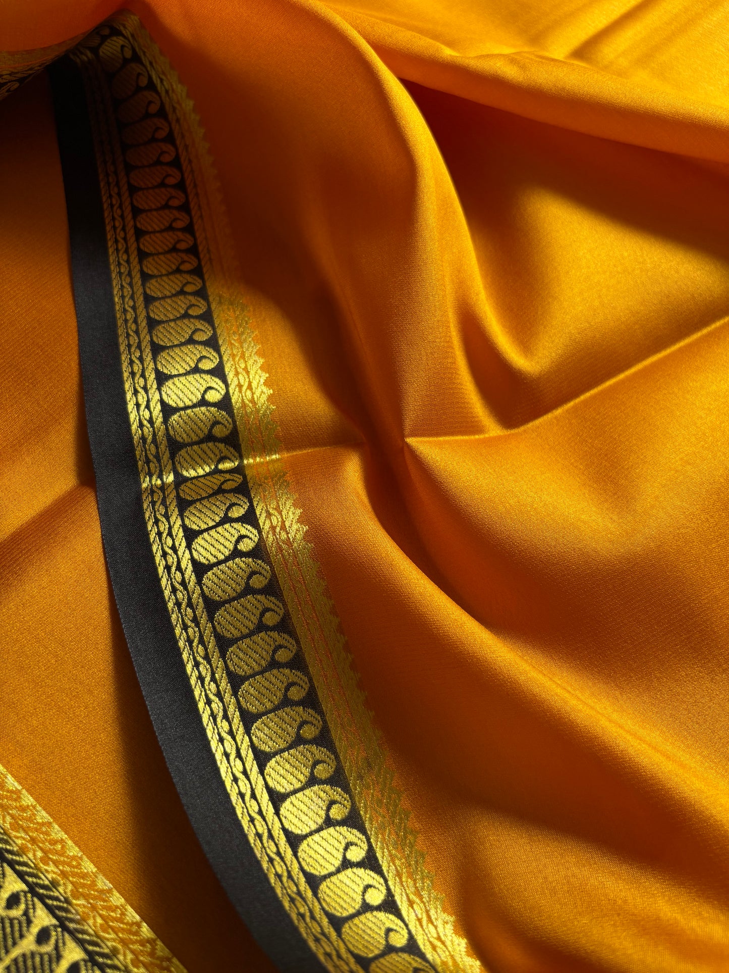 Meena (2D) : Golden yellow-black