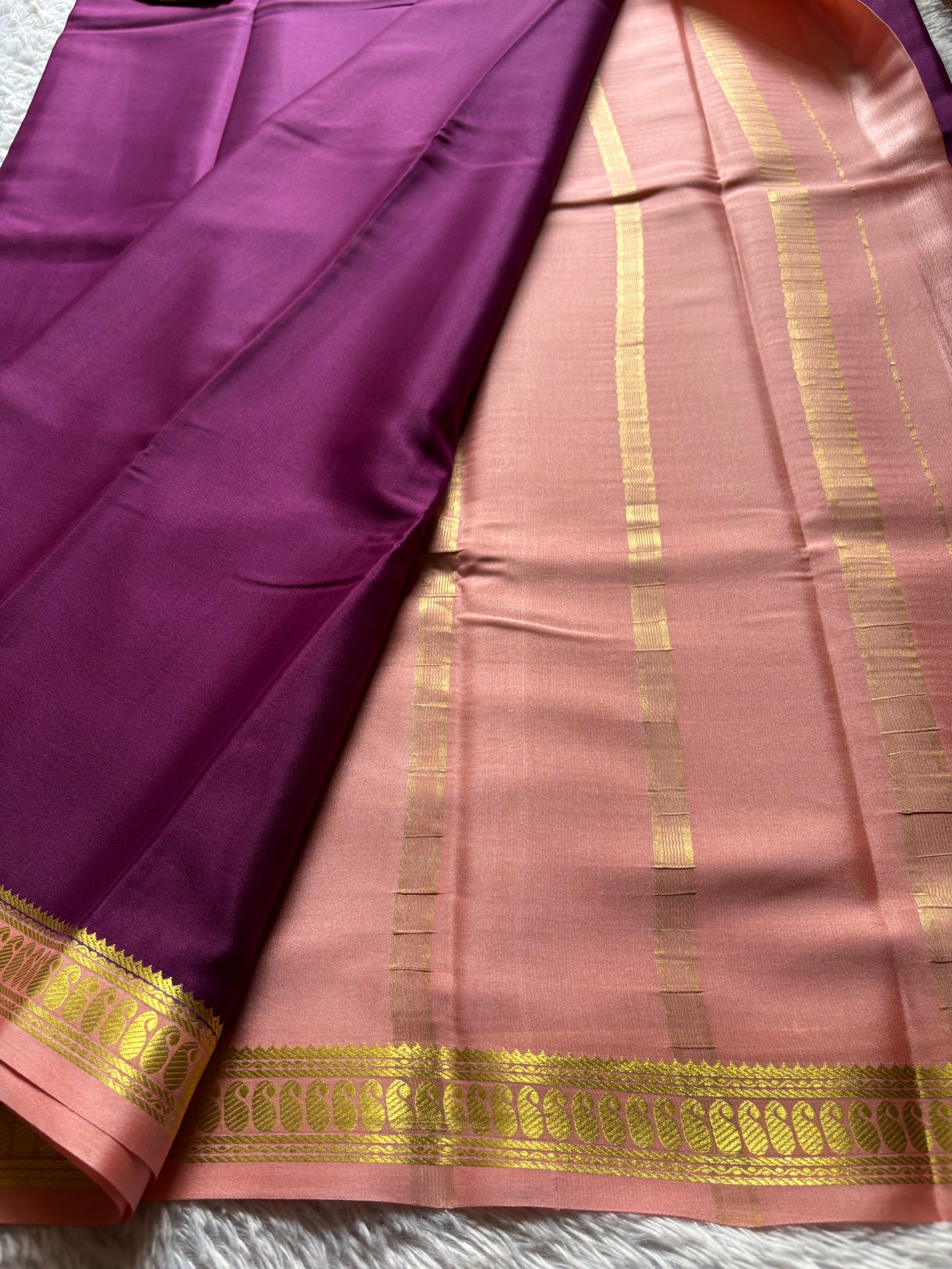 Meena (2D) : Wine-light peach