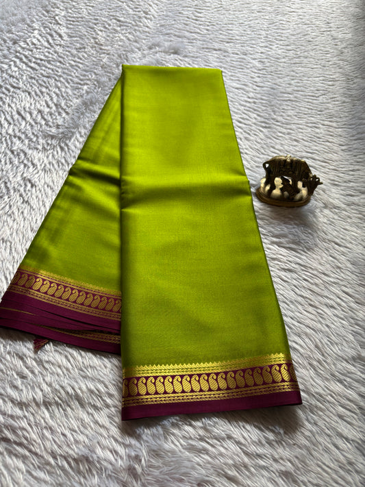 Meena (2D) : Mehendi green-magenta