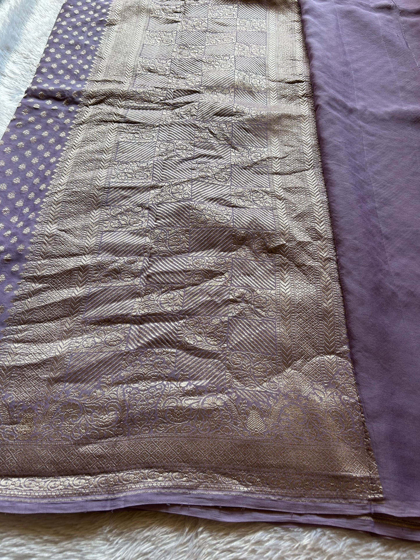 Myra : Solid Light lavender