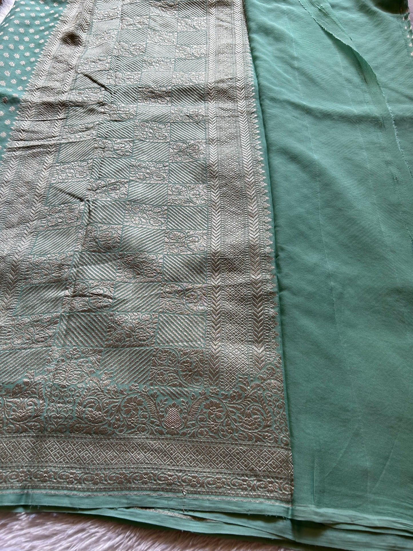 Myra : Solid Pastel mint green