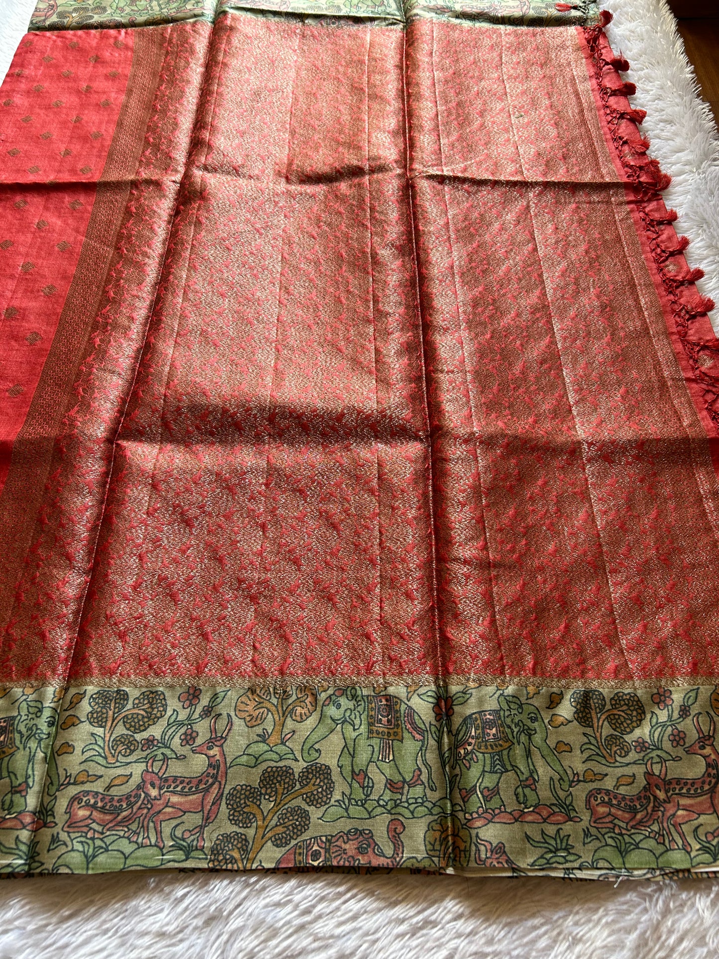 Kavitha (2D) : Brick red-sage green