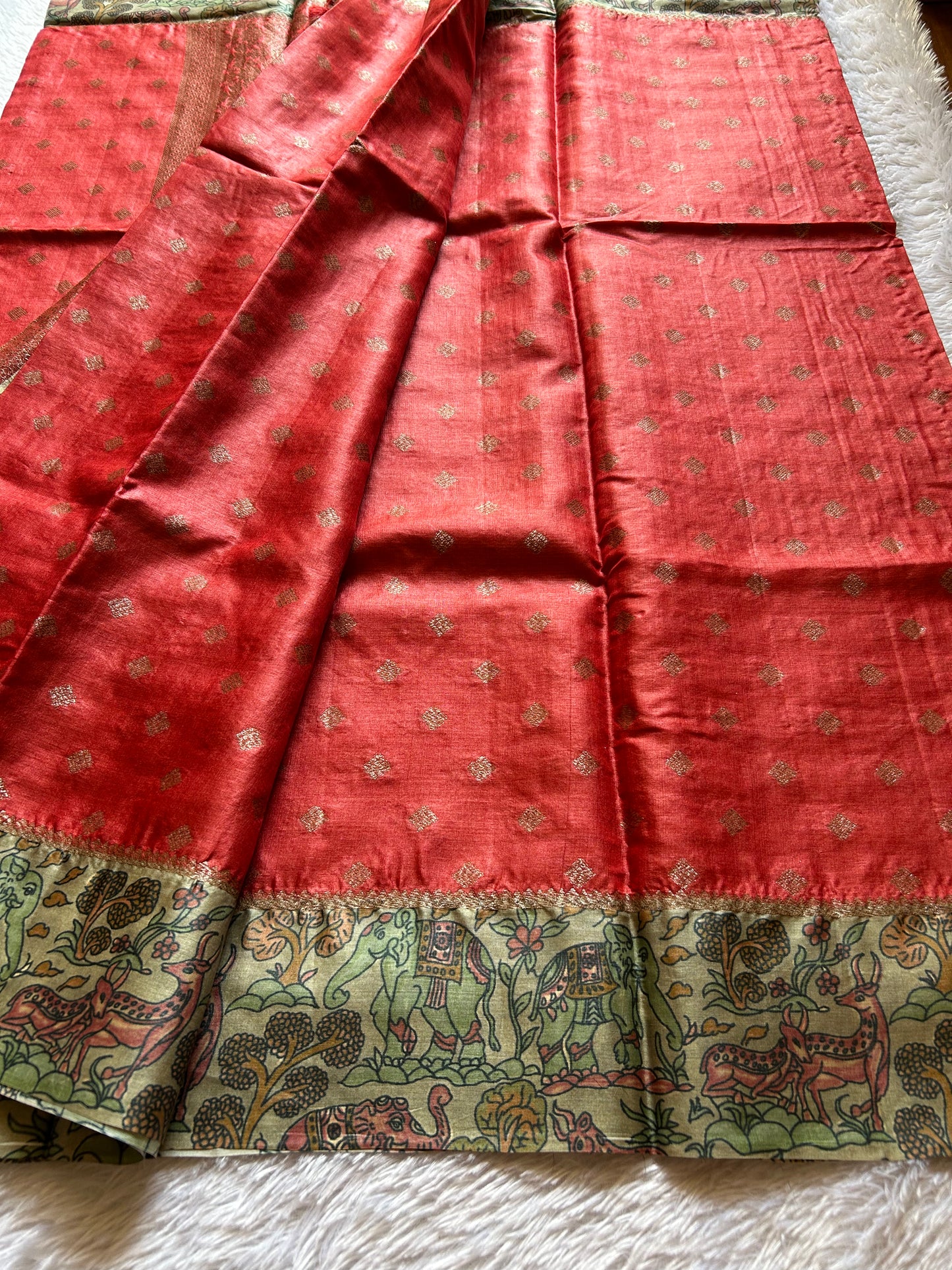 Kavitha (2D) : Brick red-sage green