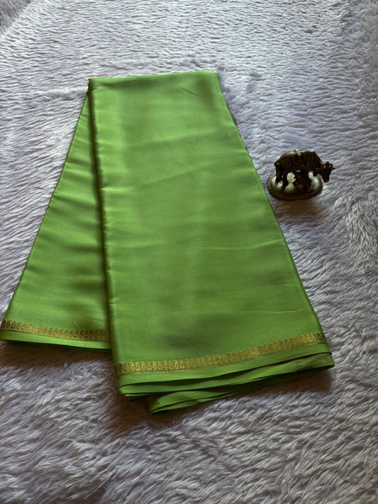 Nitya : Solid Pista green
