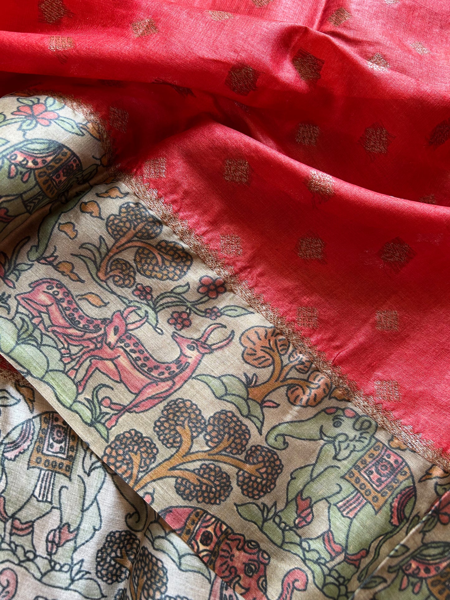 Kavitha (2D) : Brick red-sage green