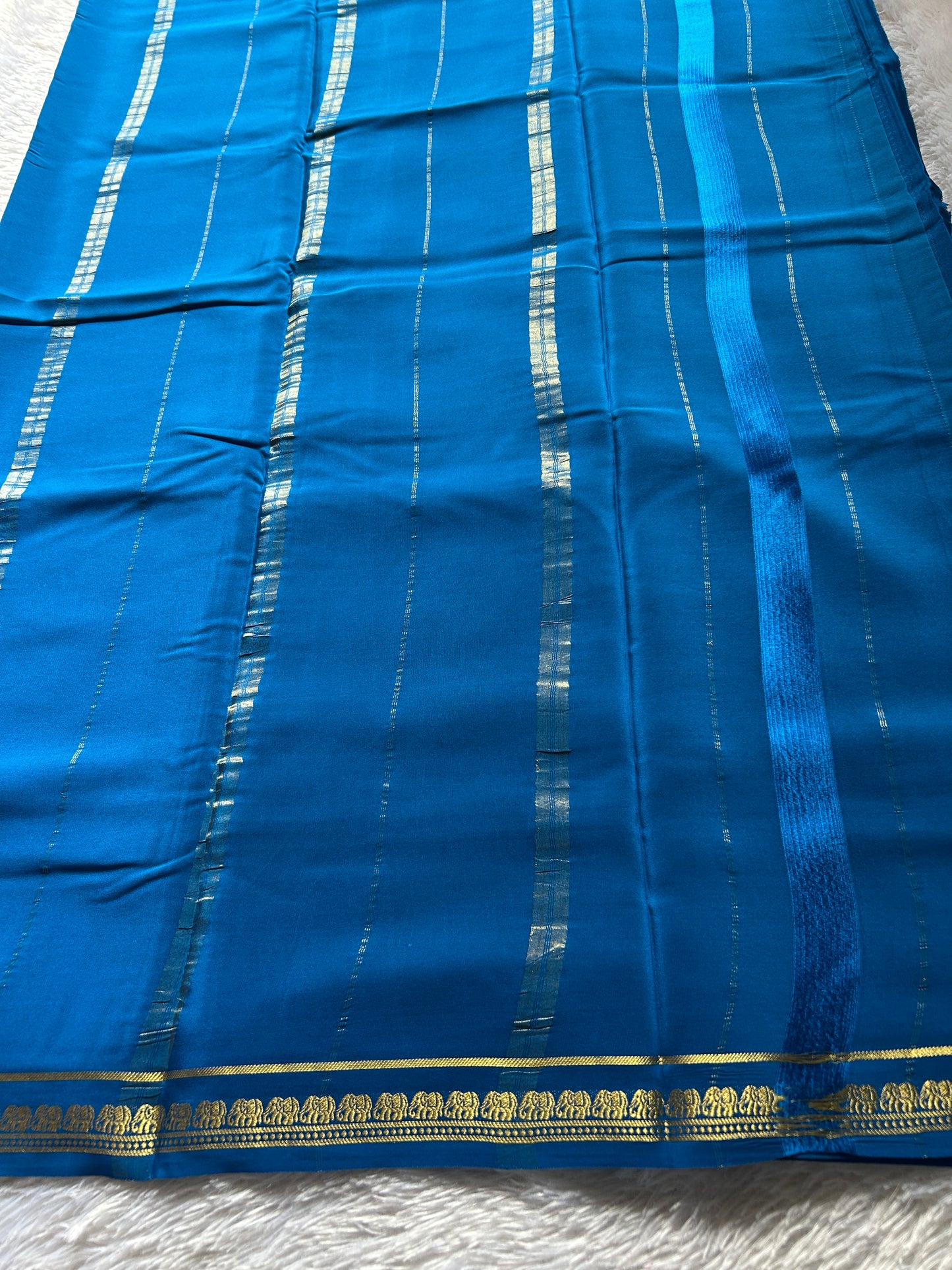 Gowri : Solid Ananda blue