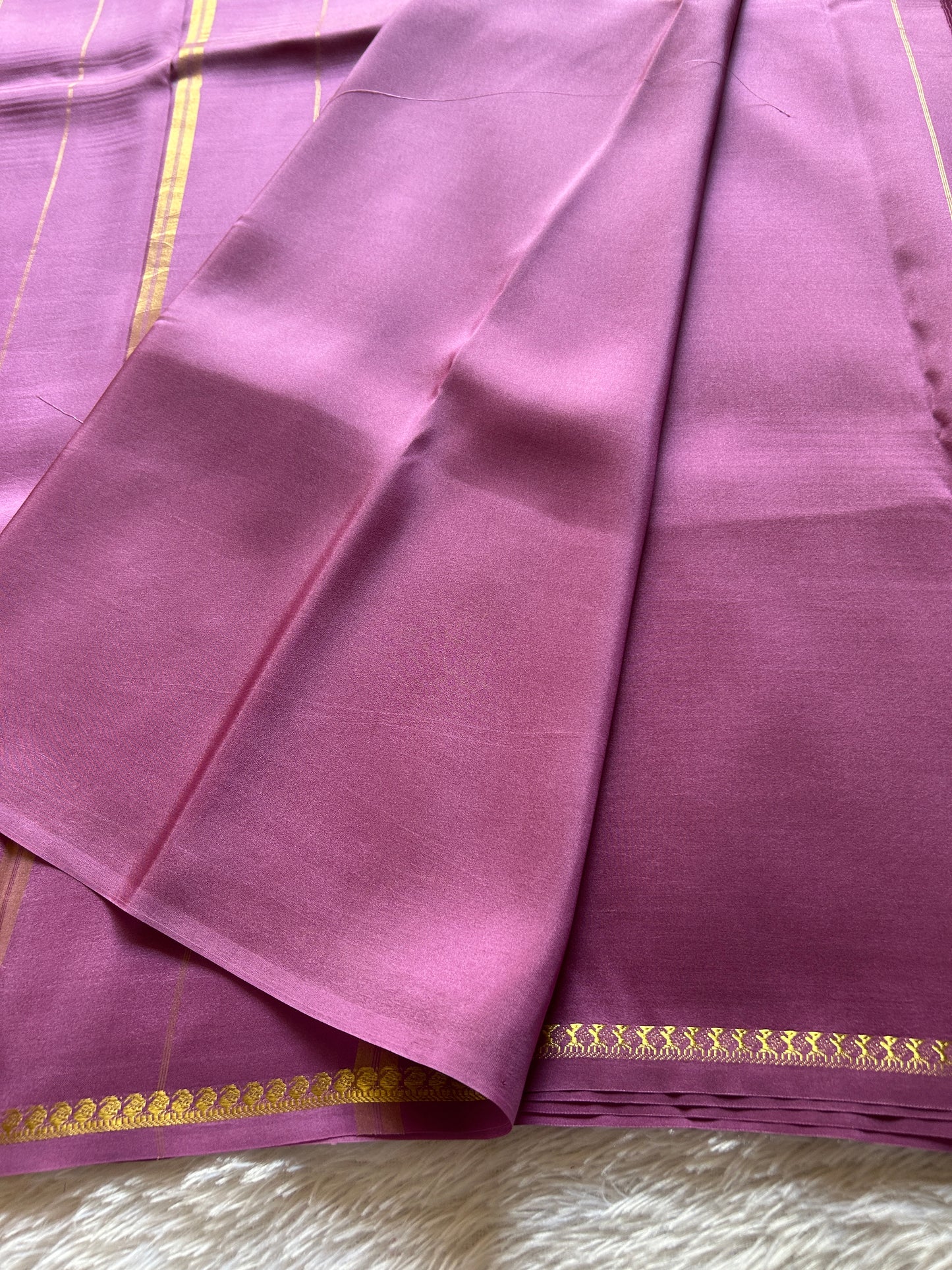 Manikya : Solid Lavender pink