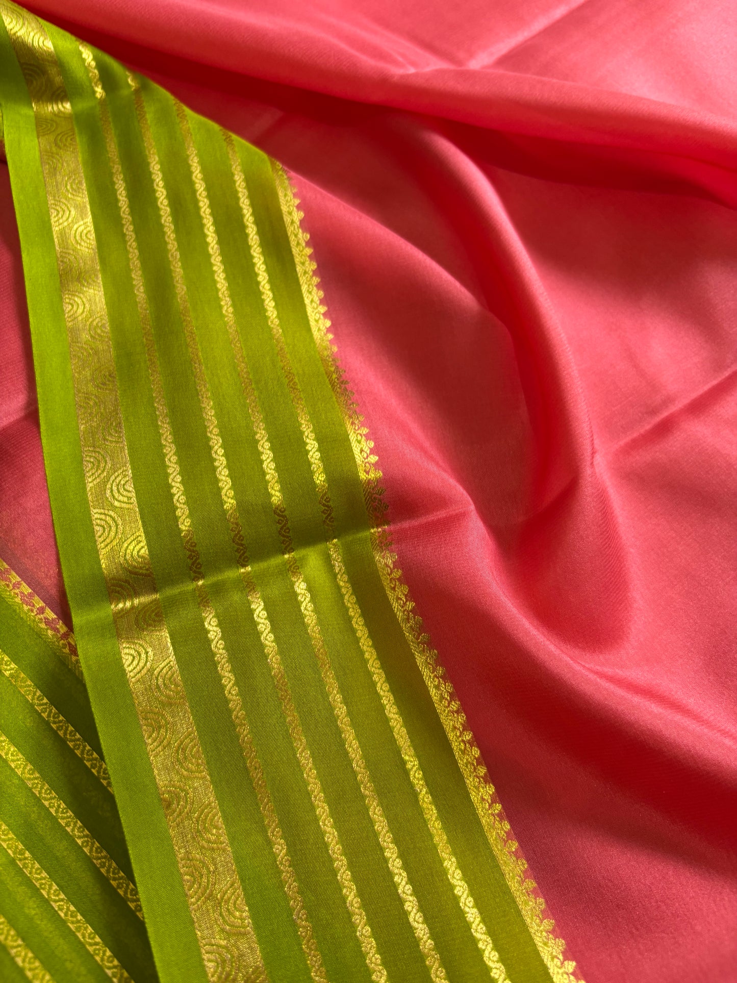Rashmi (2D) : Coral pink-mehendi green