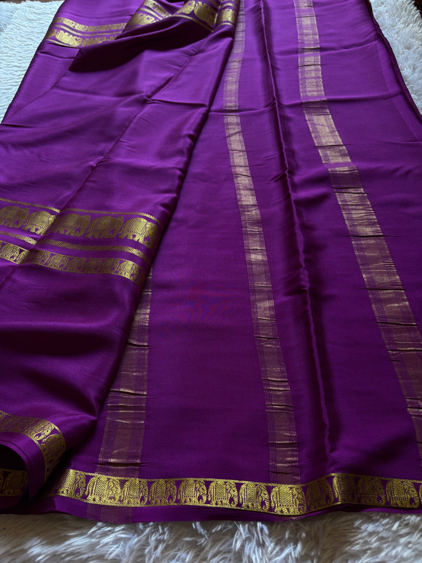 Shantala : Solid Dark magenta