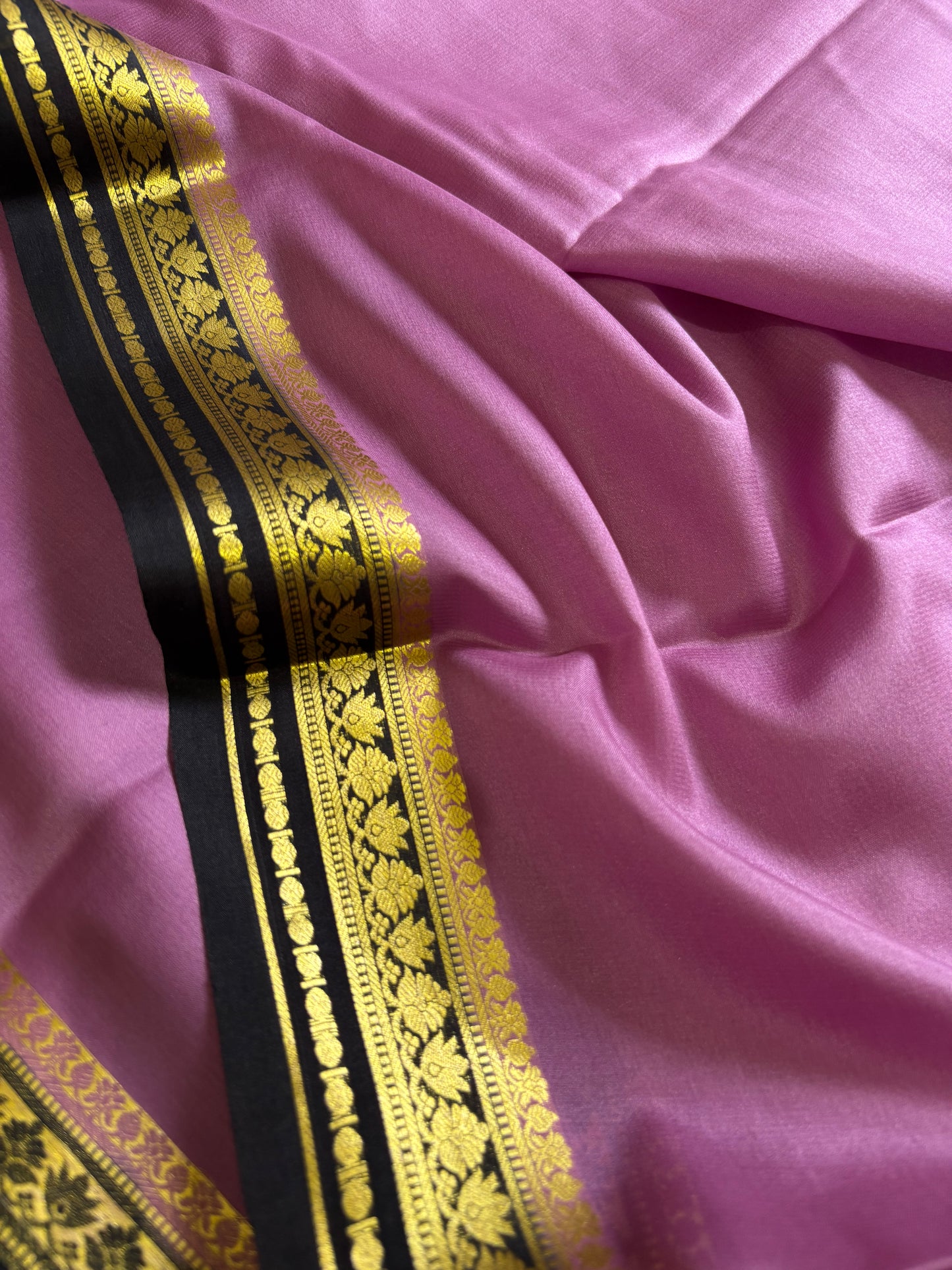 Sushmitha (2D) : Mauve-black