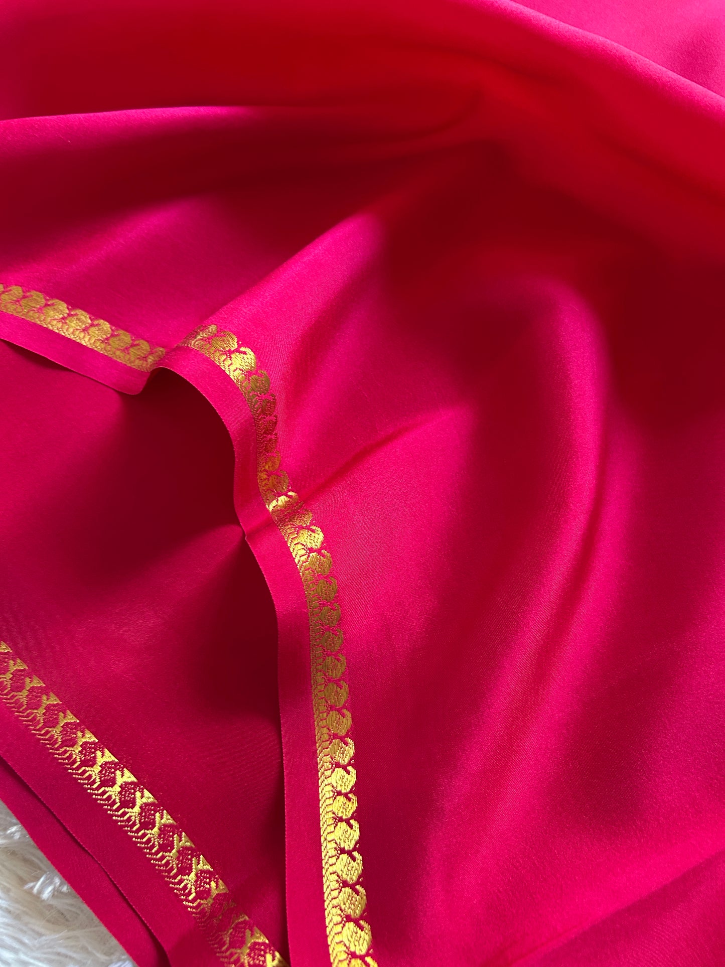 Manikya : Solid Pink