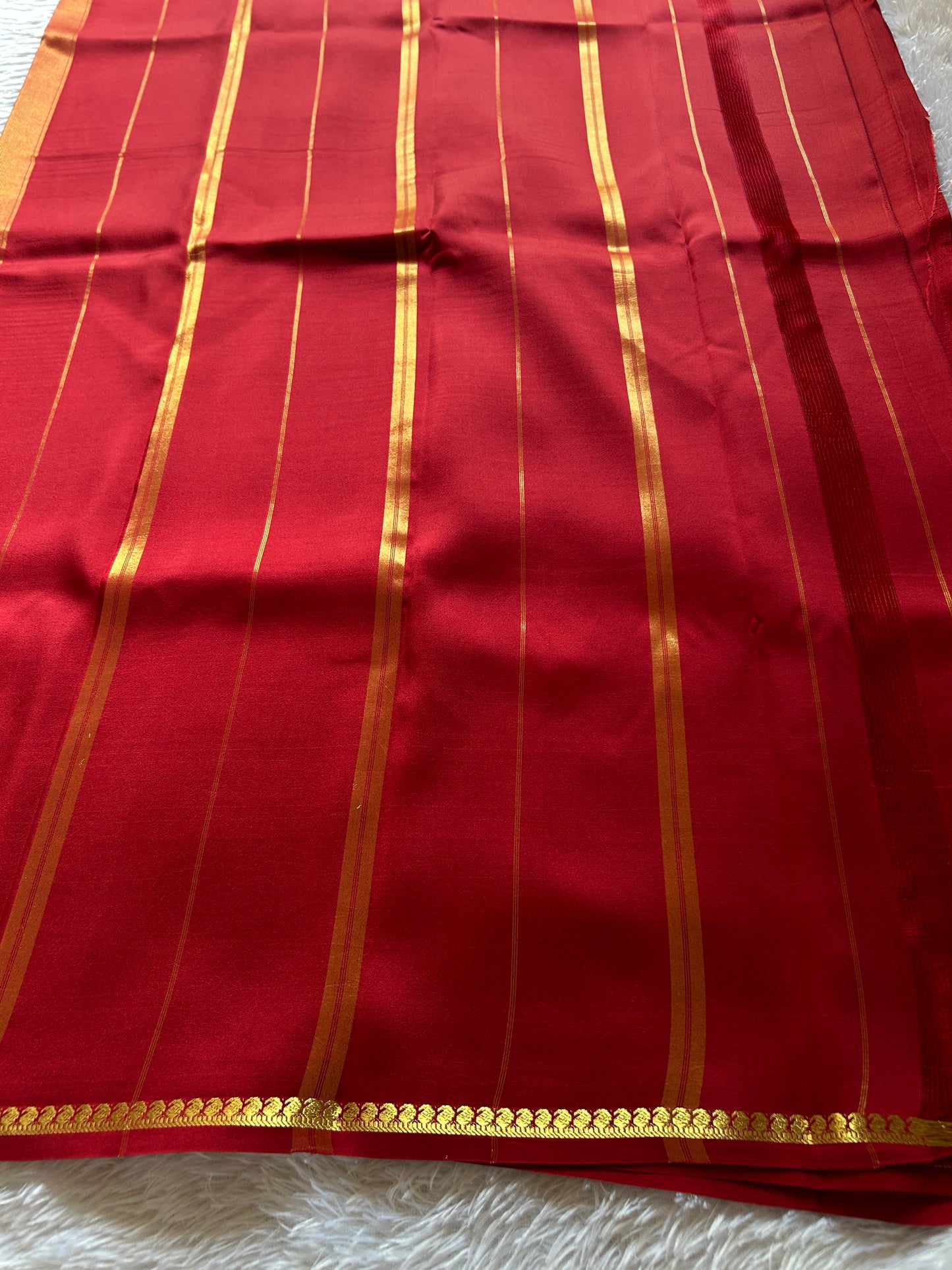 Manikya : Solid Cherry red
