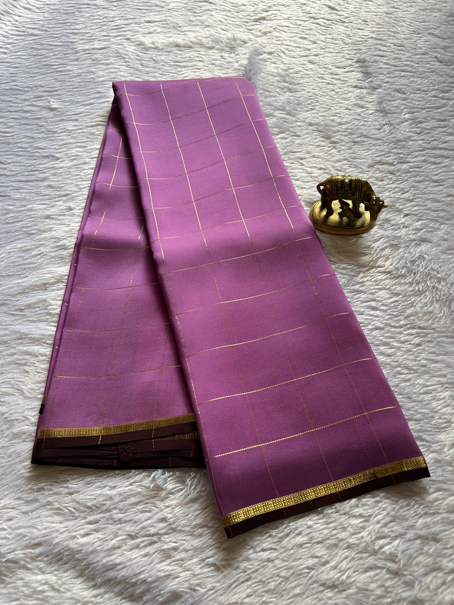 Shankari (2D) : Lavender pink-chocolate brown