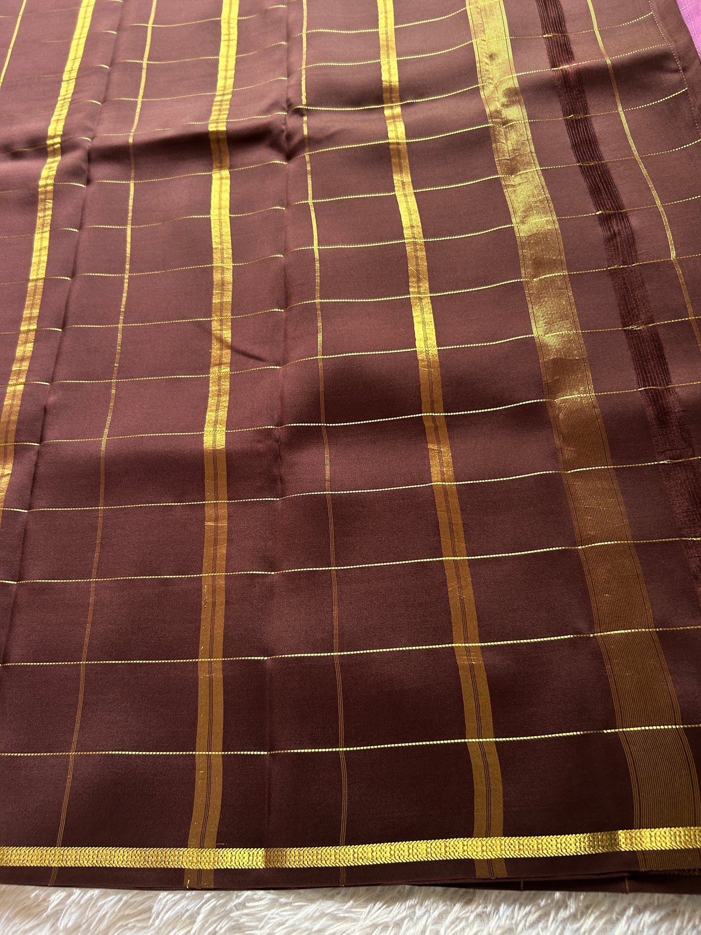 Shankari (2D) : Lavender pink-chocolate brown