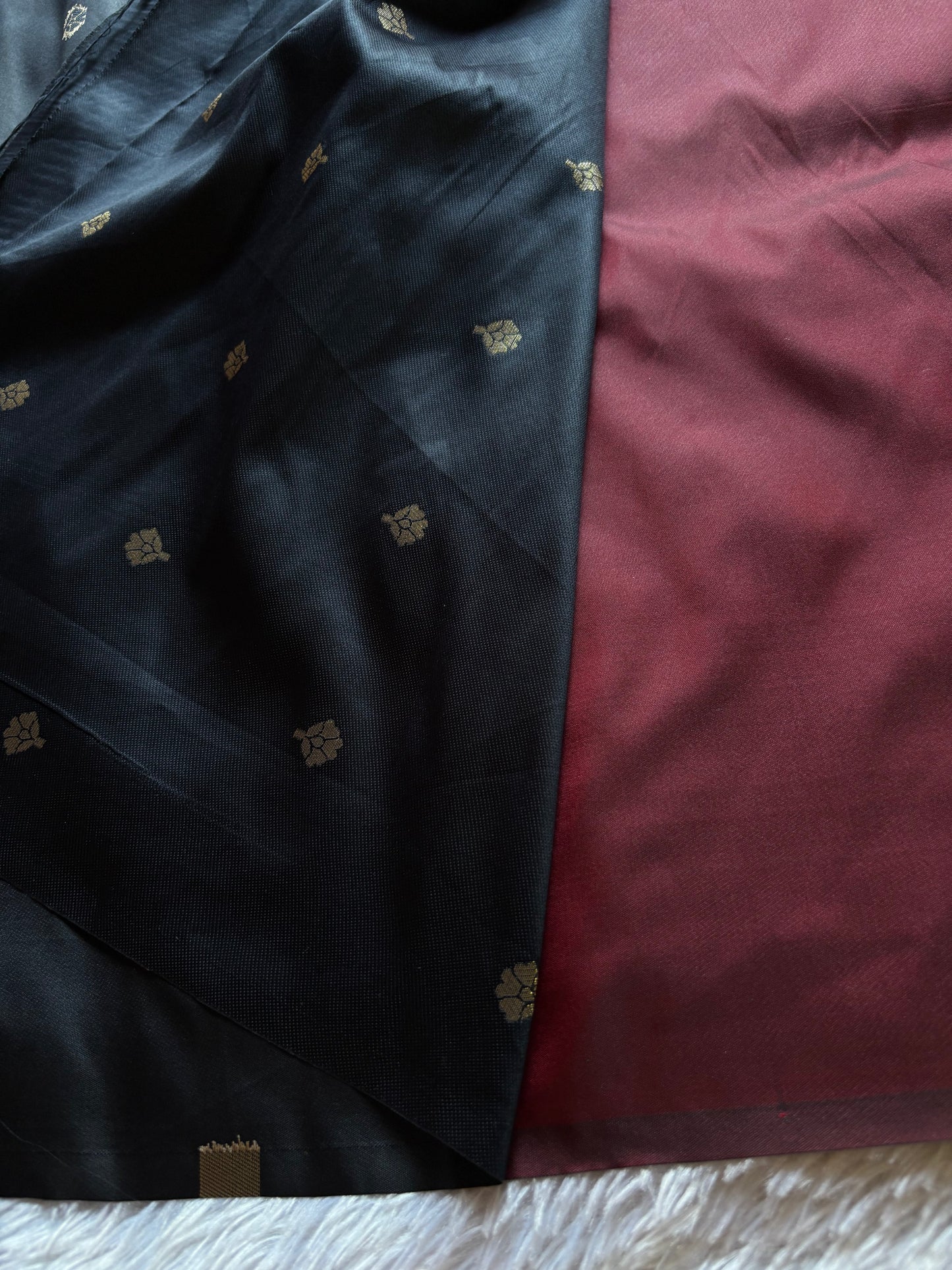 NYD136 (2D) : Deep wine-black