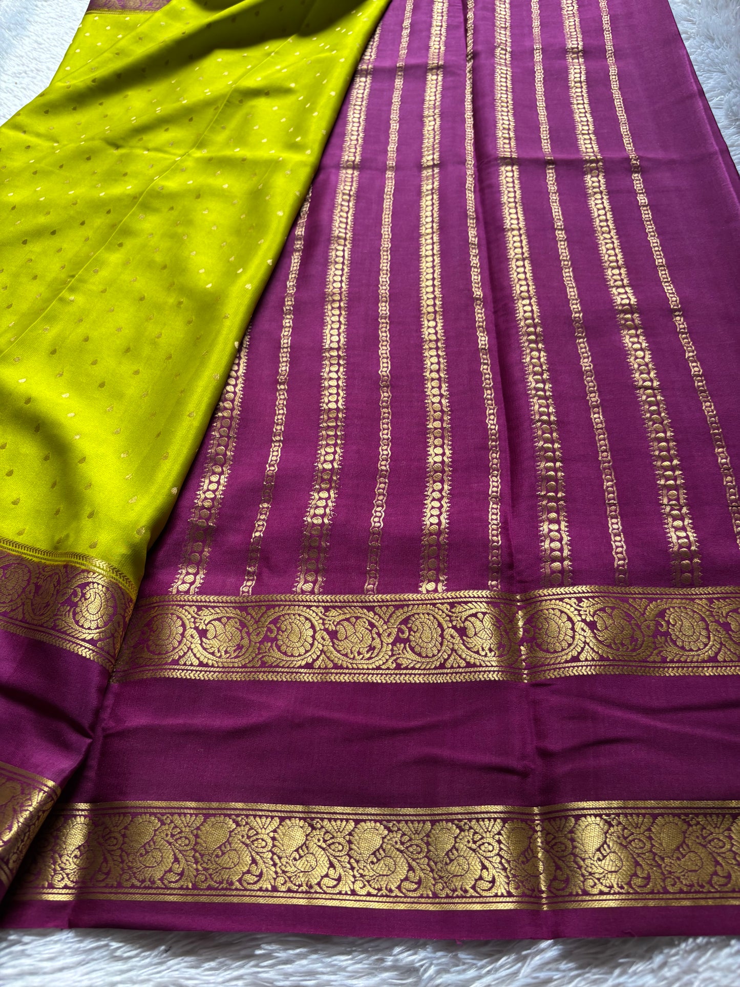 Varshini (2D) : Olive-dark magenta