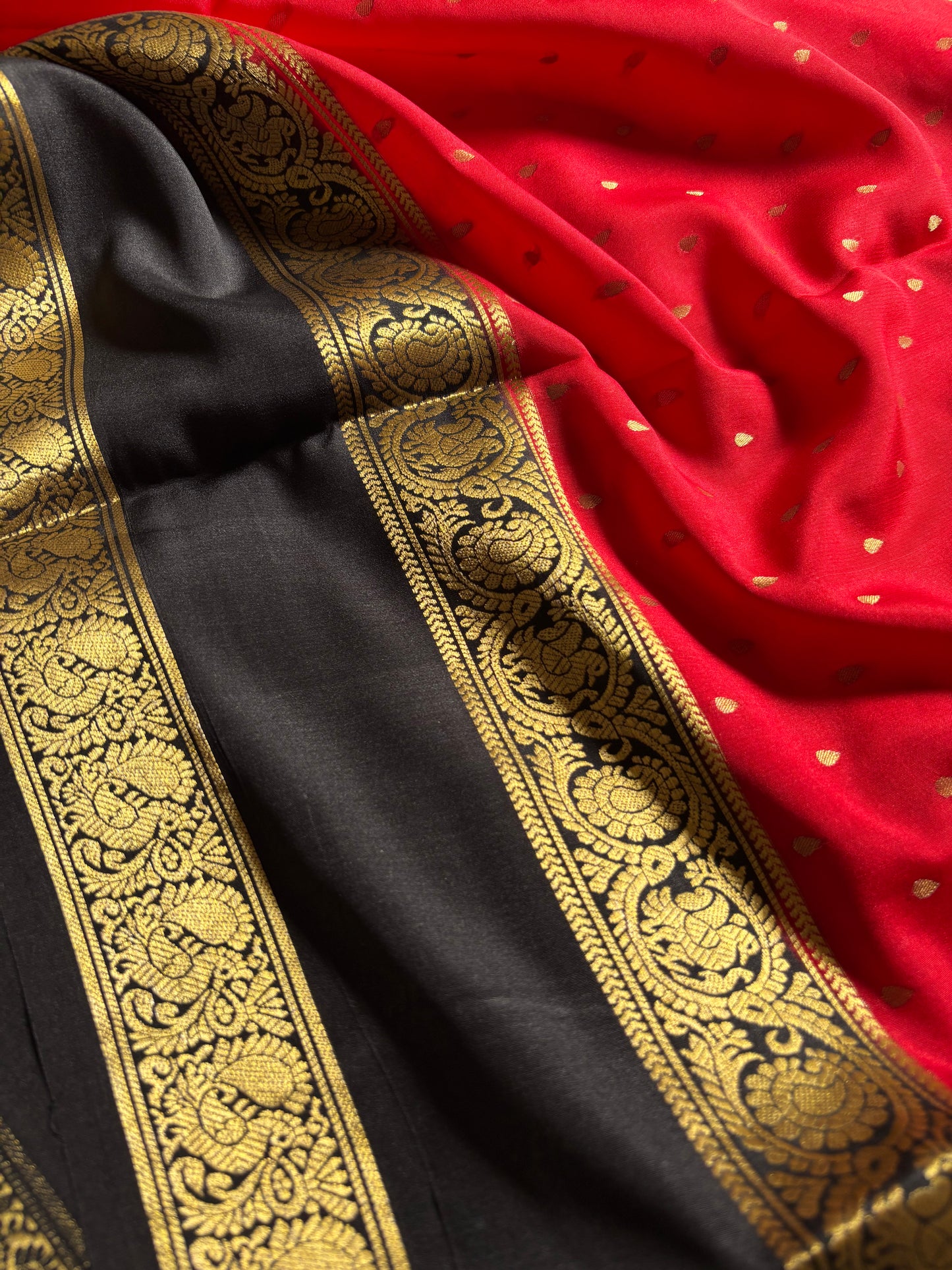 Varshini (2D) : Red-black