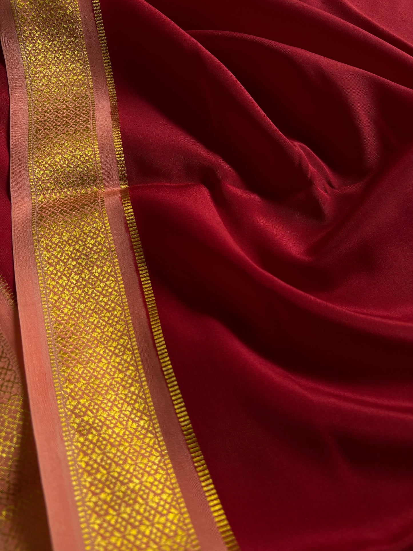 Sampoorna (2D) : Maroon-peach