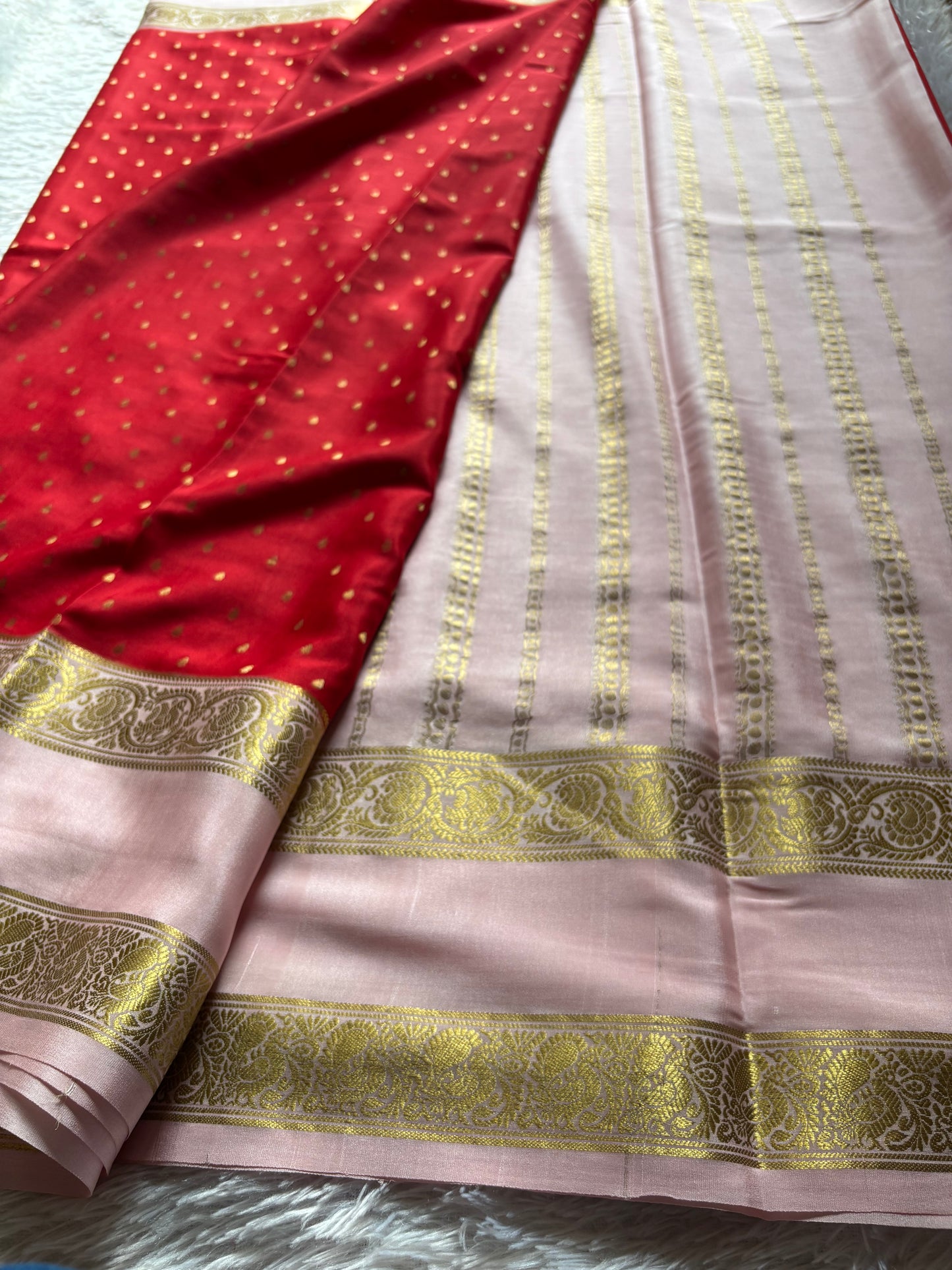 Varshini (2D) : Red-pastel pink