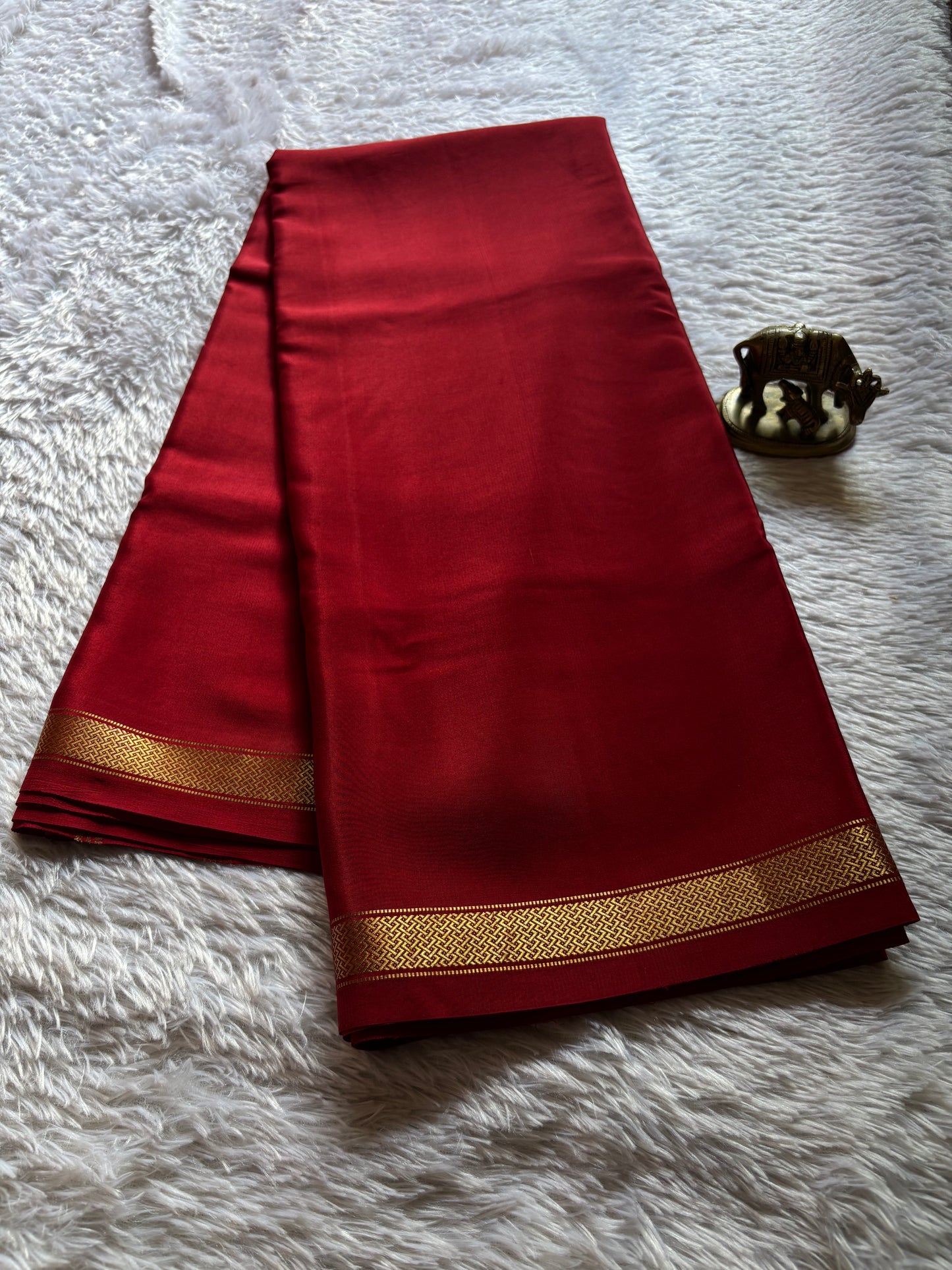 Nivedha : Solid Dark red