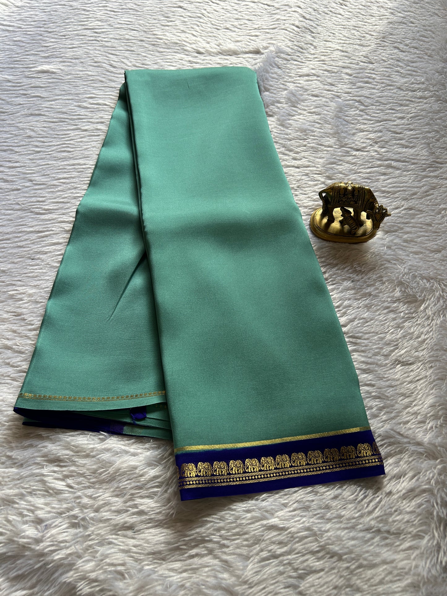 Gowri (2D) : Mint green-royal blue