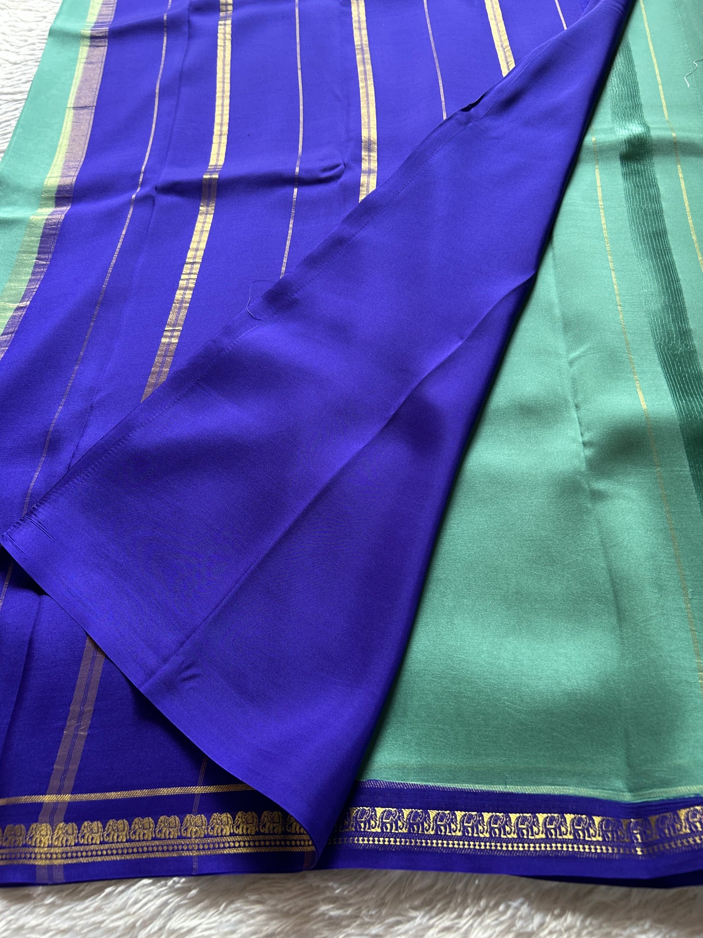 Gowri (2D) : Mint green-royal blue
