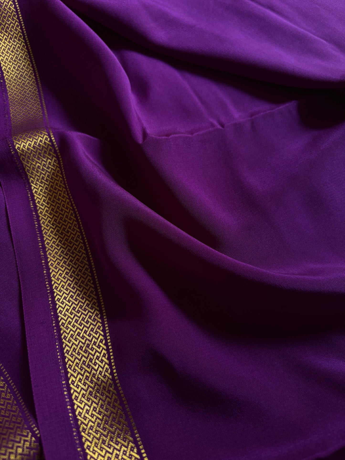 Nivedha : Solid Purple