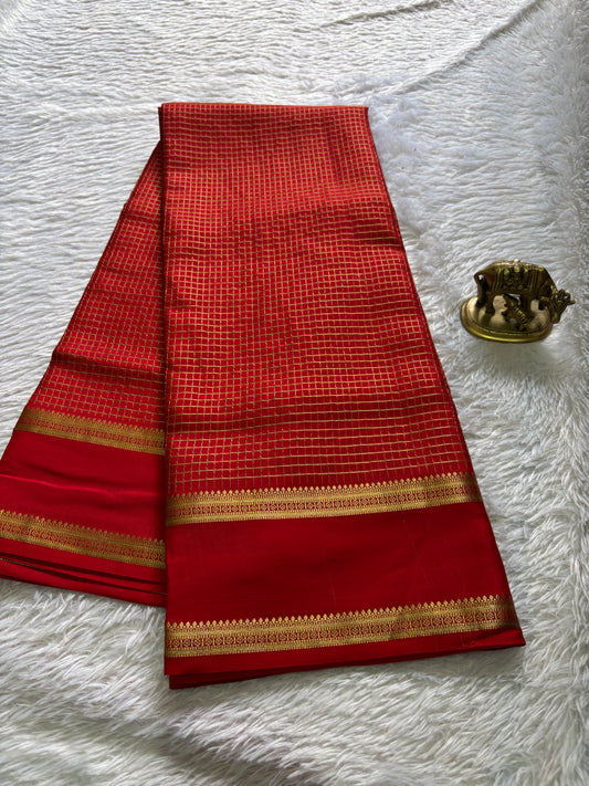 Himani : Solid Dark red