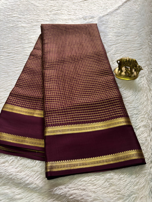 Himani : Solid Dark wine