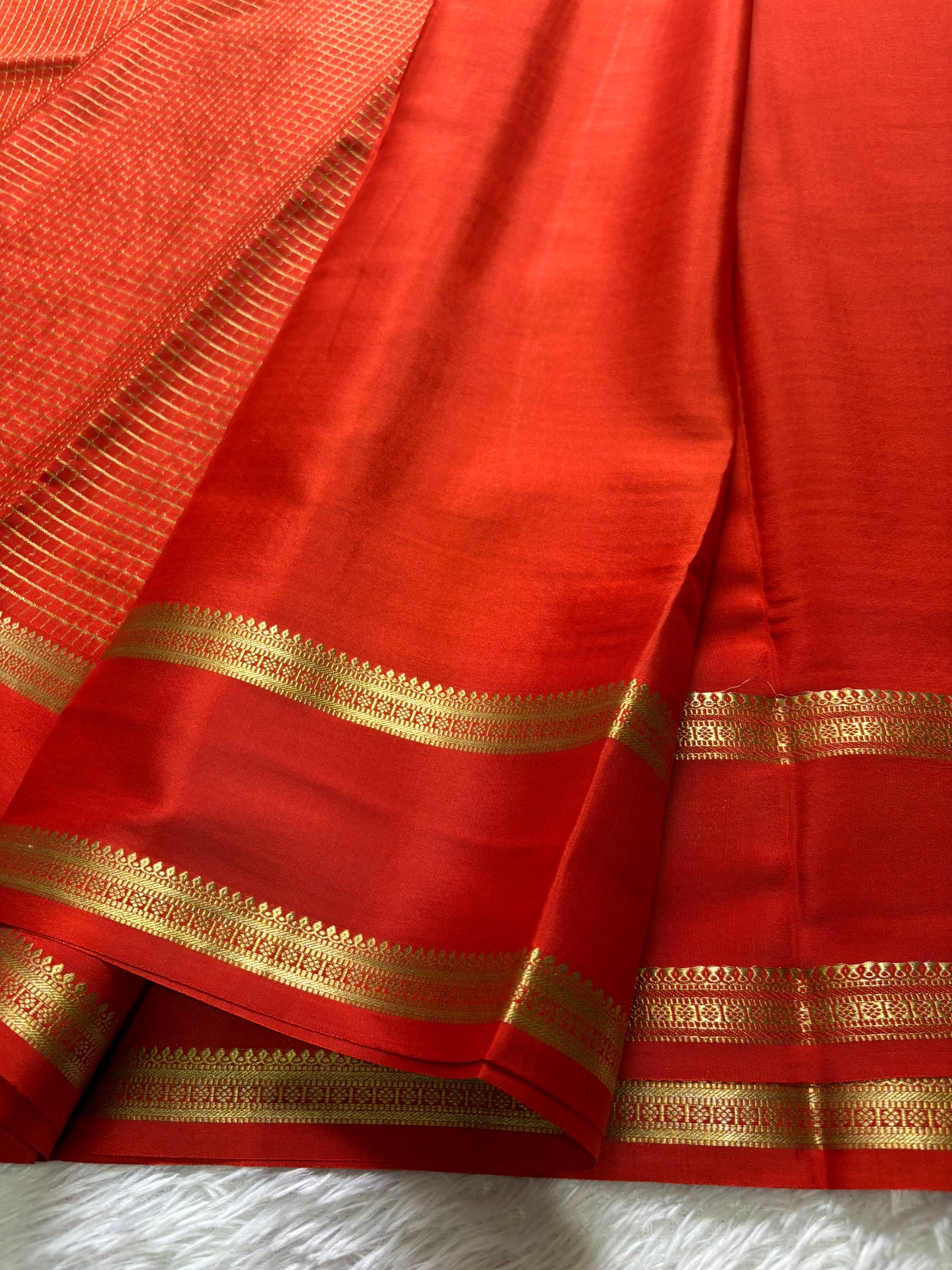 Himani : Solid orange