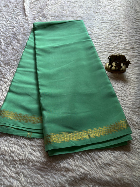 Nivedha : Solid Mint green