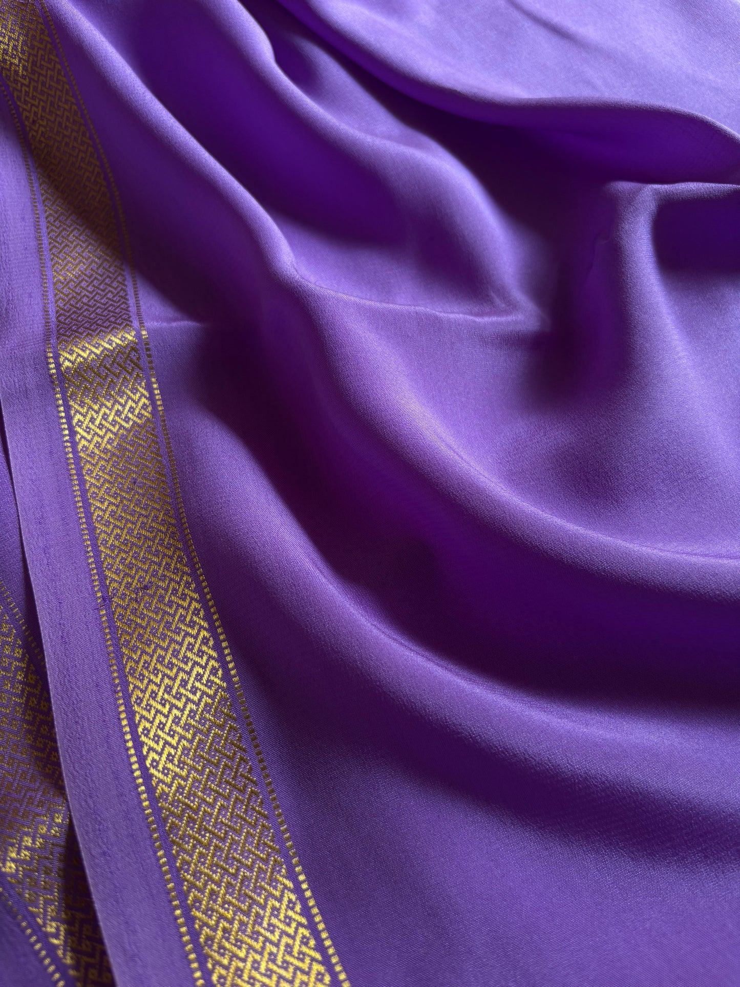 Nivedha : Solid Lavender
