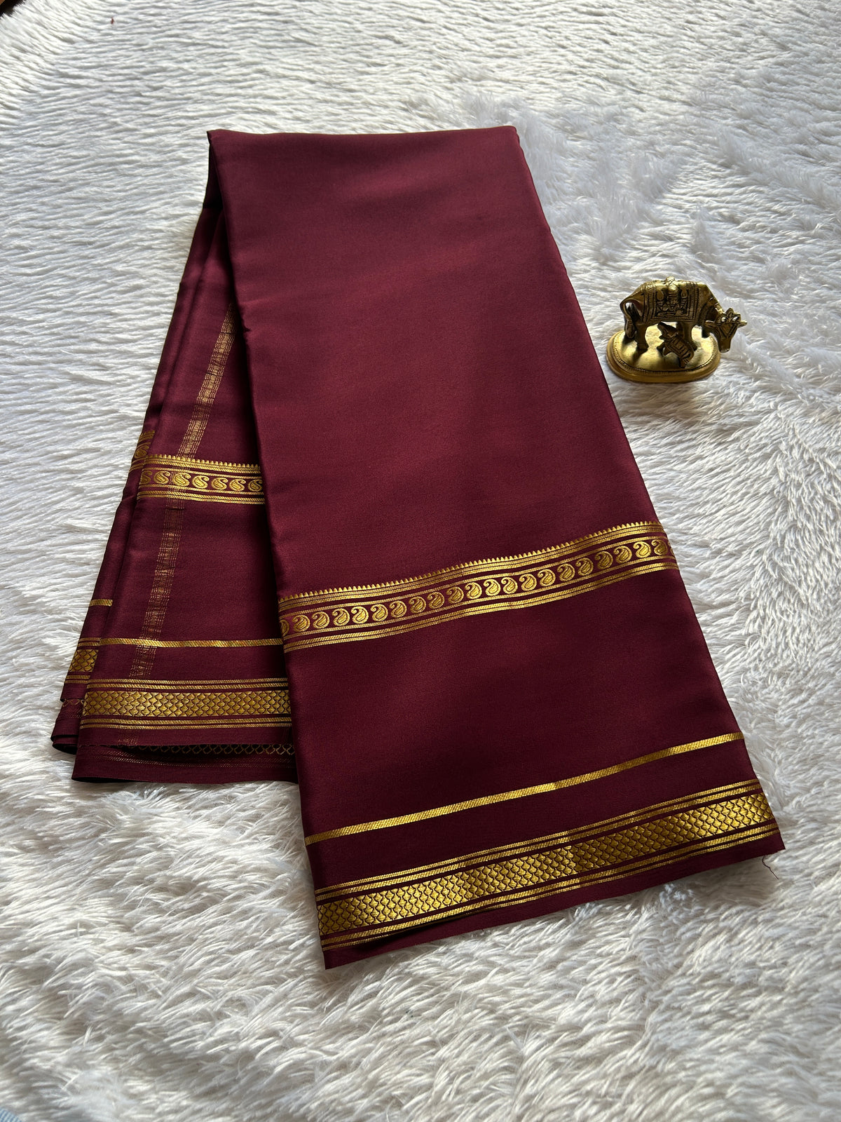 Guna : Solid Plum