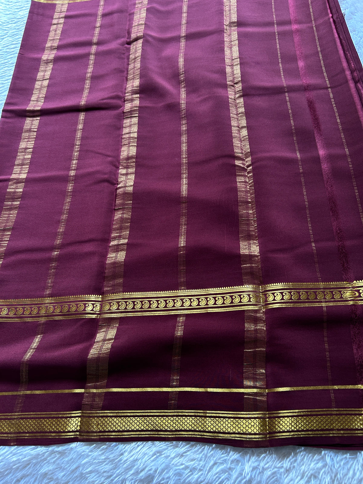 Guna : Solid Plum