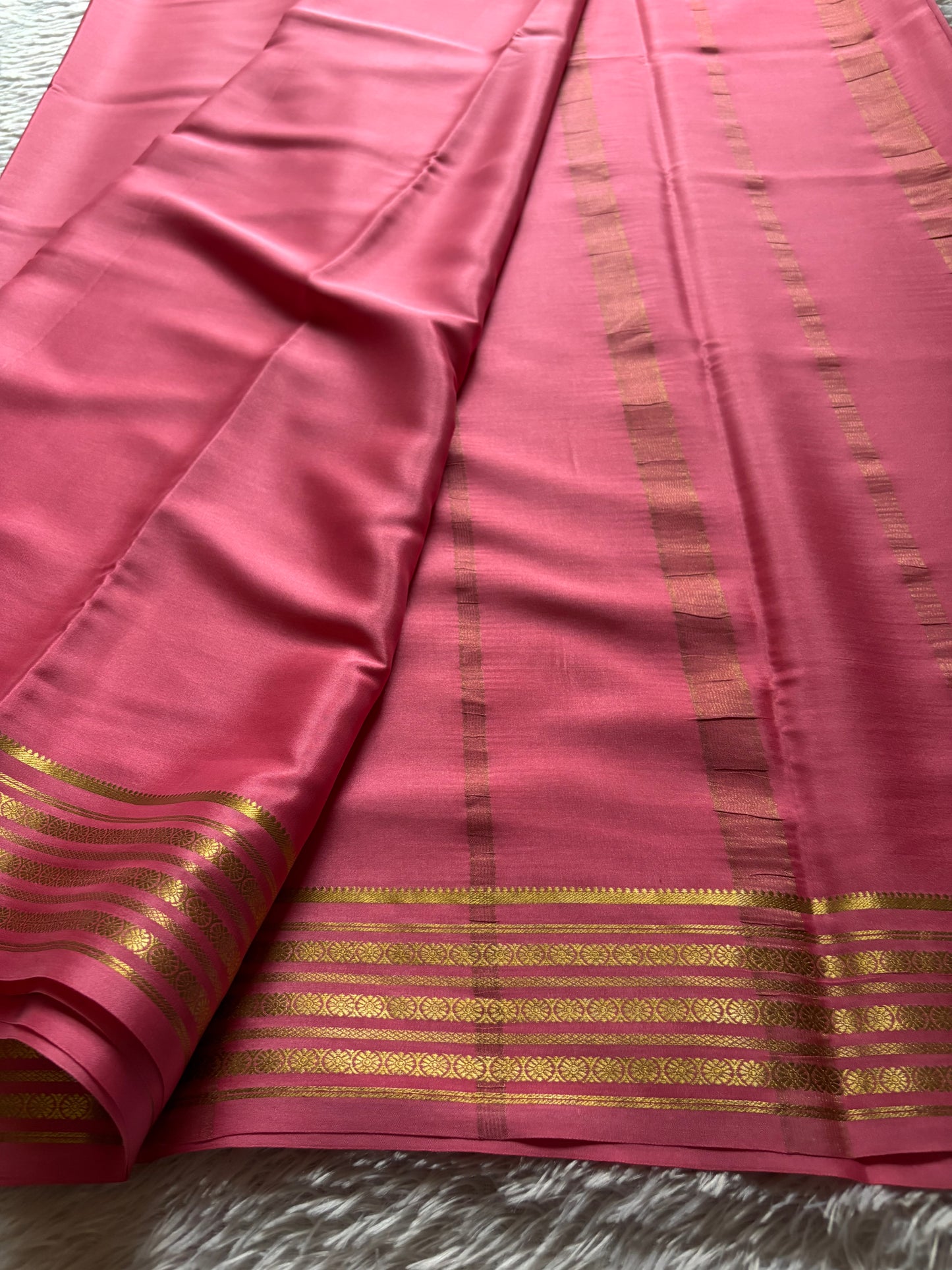 Pushpa : Solid Petal pink