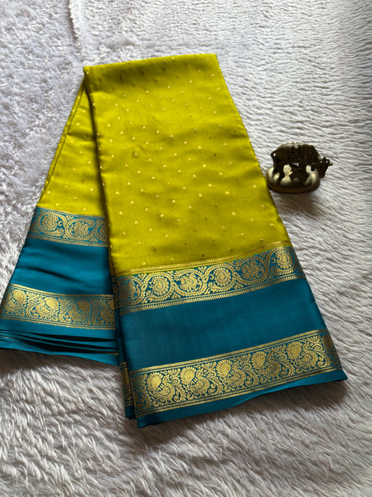 Varshini (2D) : Olive-ananda blue