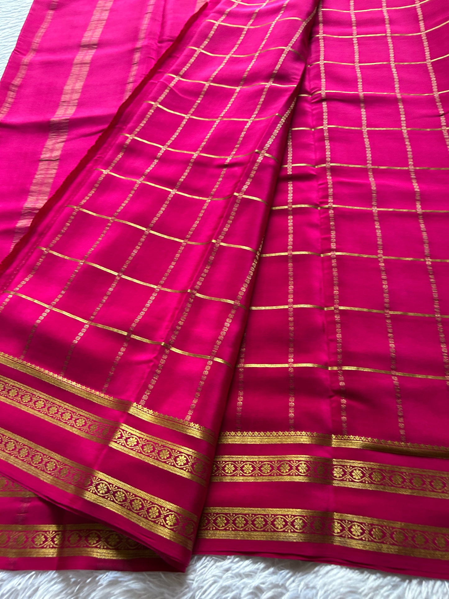 Shyamala : Solid Pink