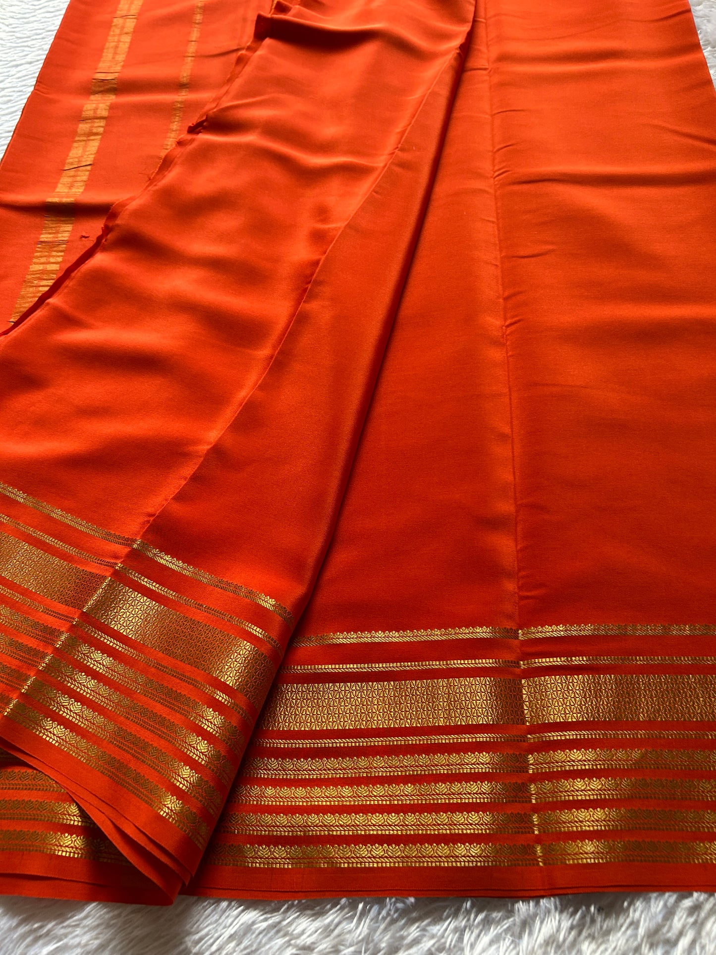 Atreyi : Solid Orange