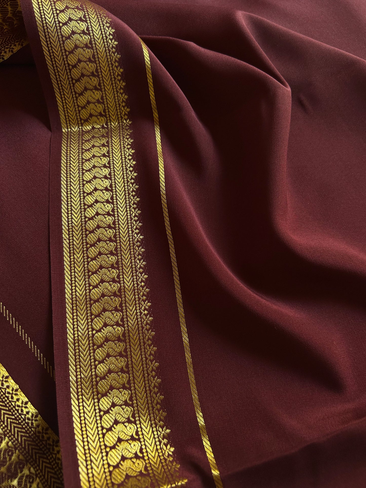 Mayuri : Solid Chocolate brown