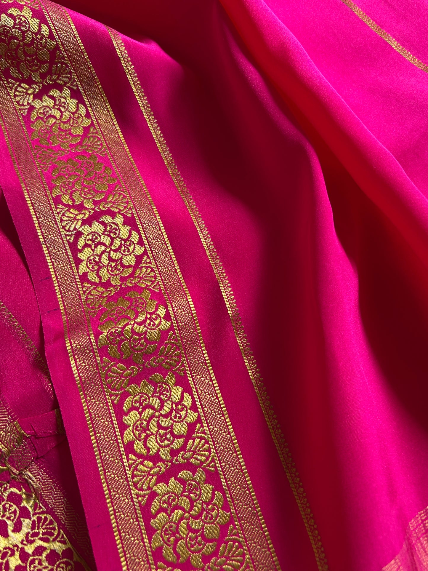 Mandara : Solid Pink