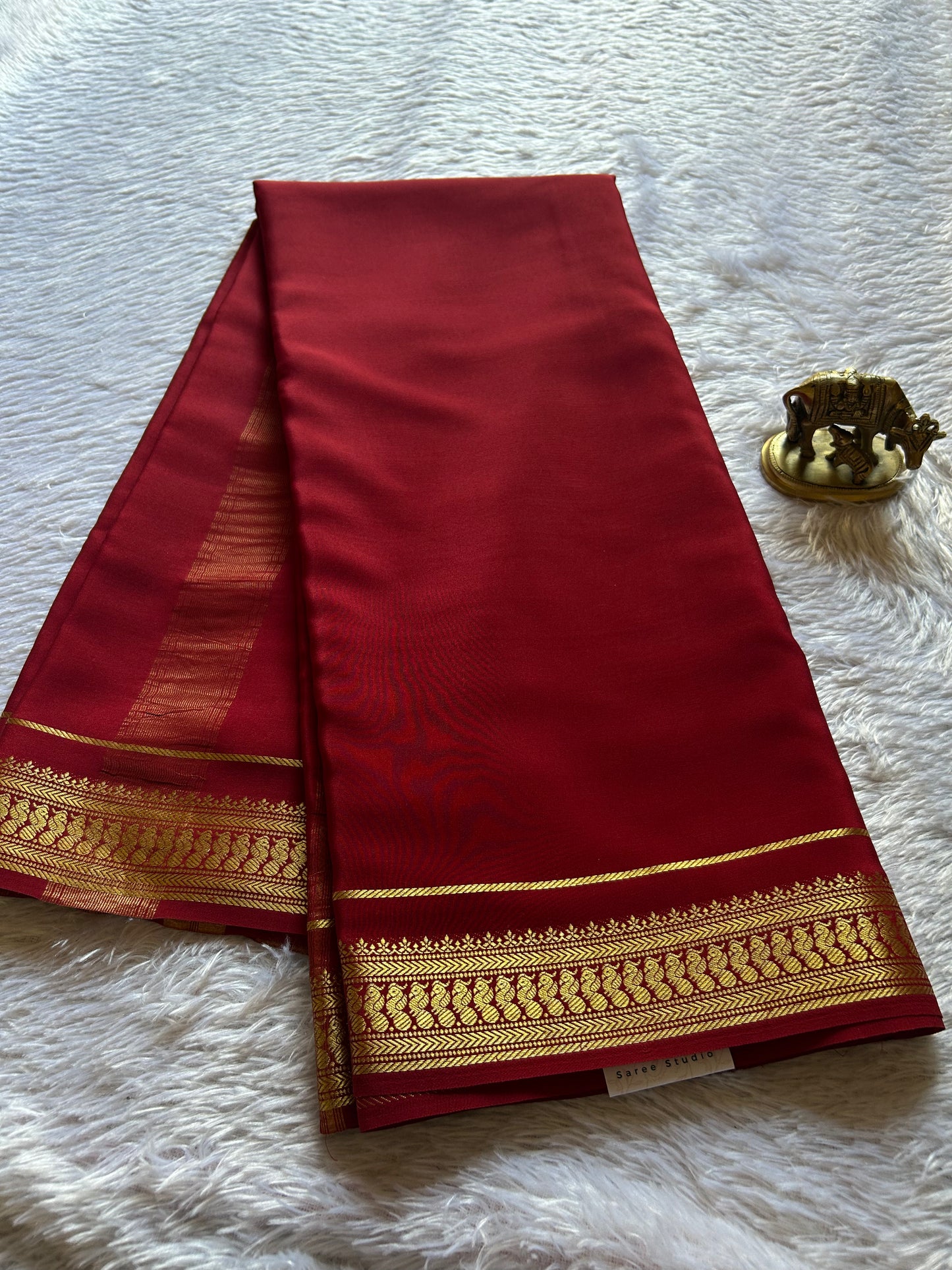 Mayuri : Solid Maroon