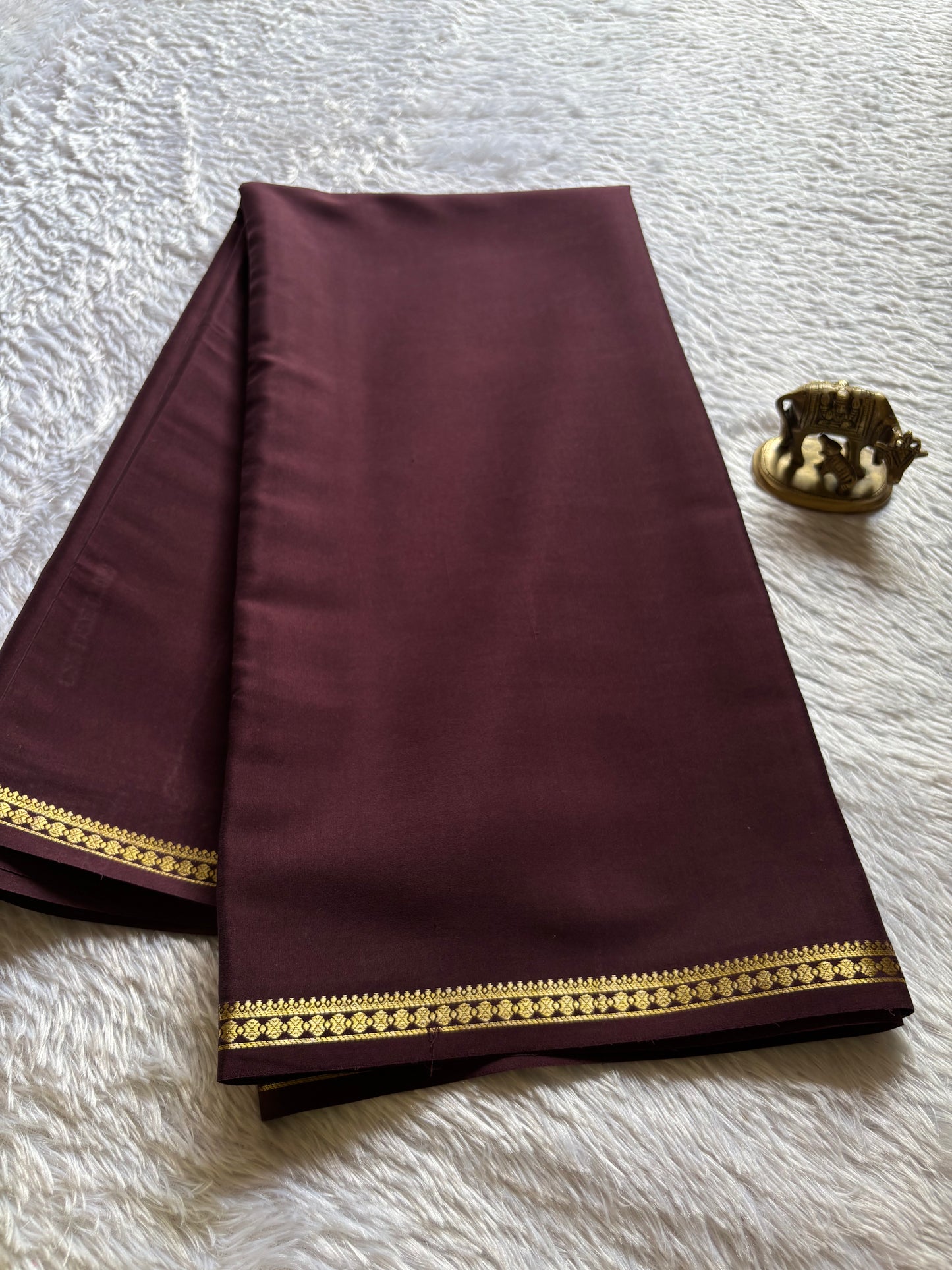 Ratna : Solid Chocolate brown