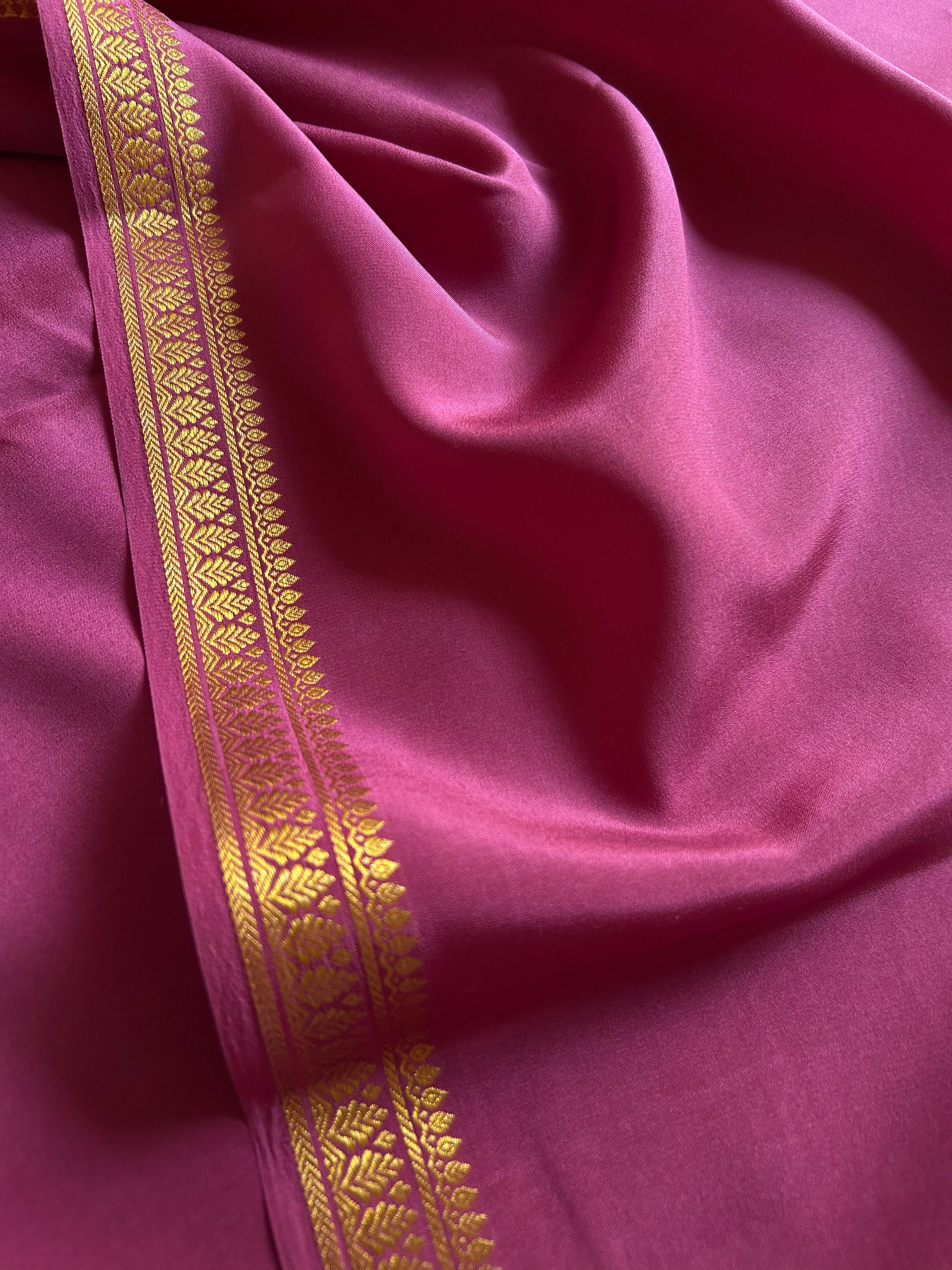 Jyothi : Solid Onion pink – Nalmè Saree Studio