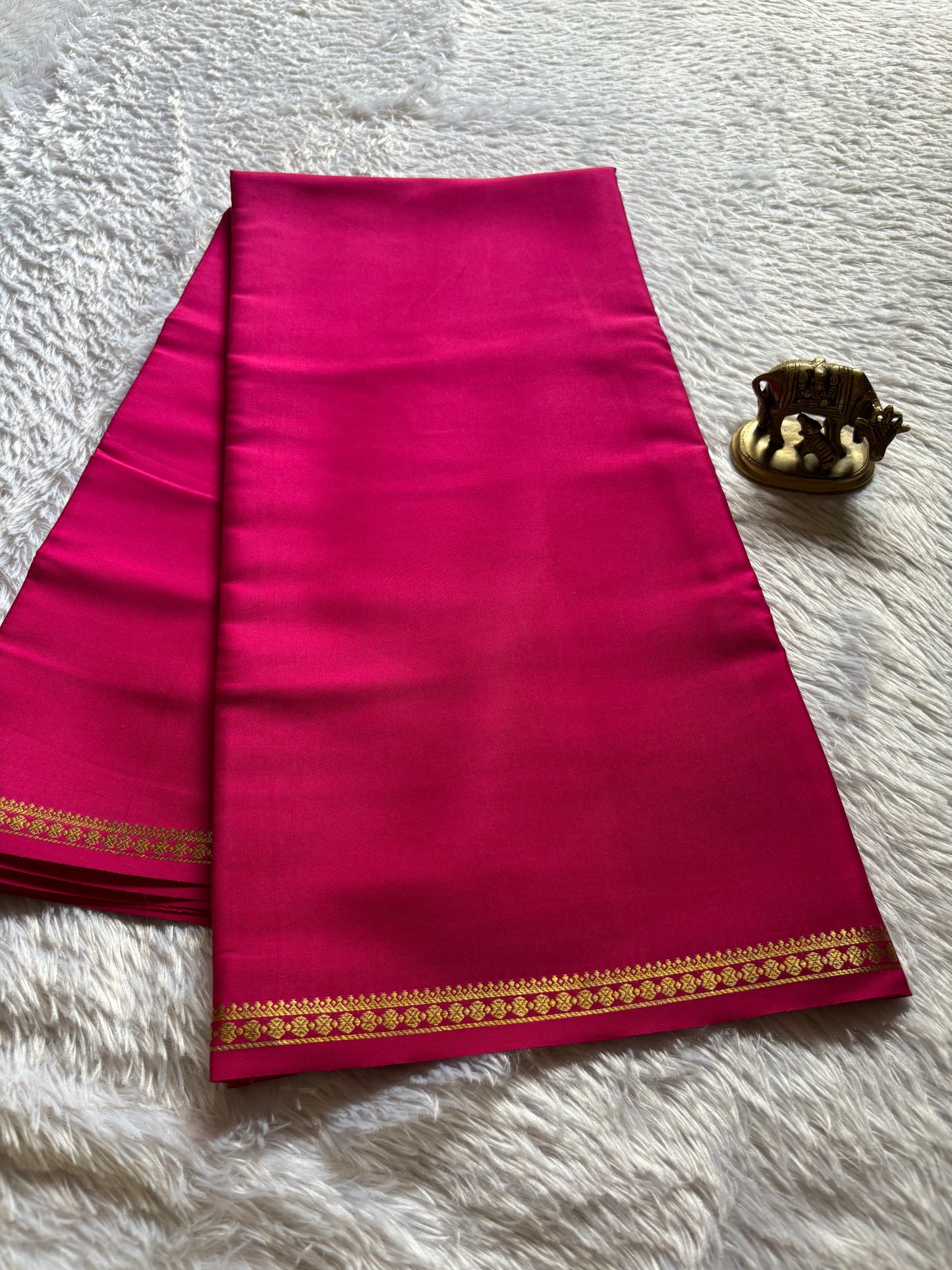 Ratna : Solid Pink
