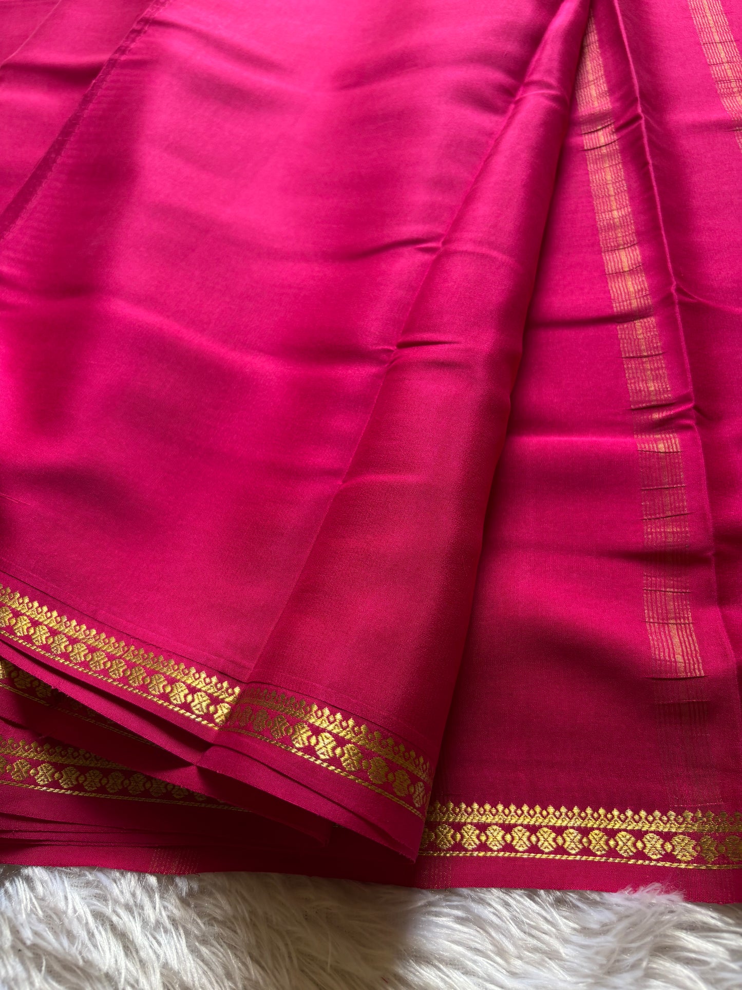 Ratna : Solid Pink