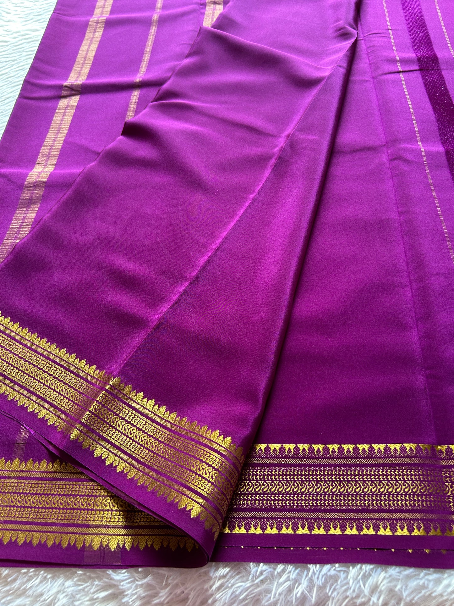 Komala : Solid Magenta