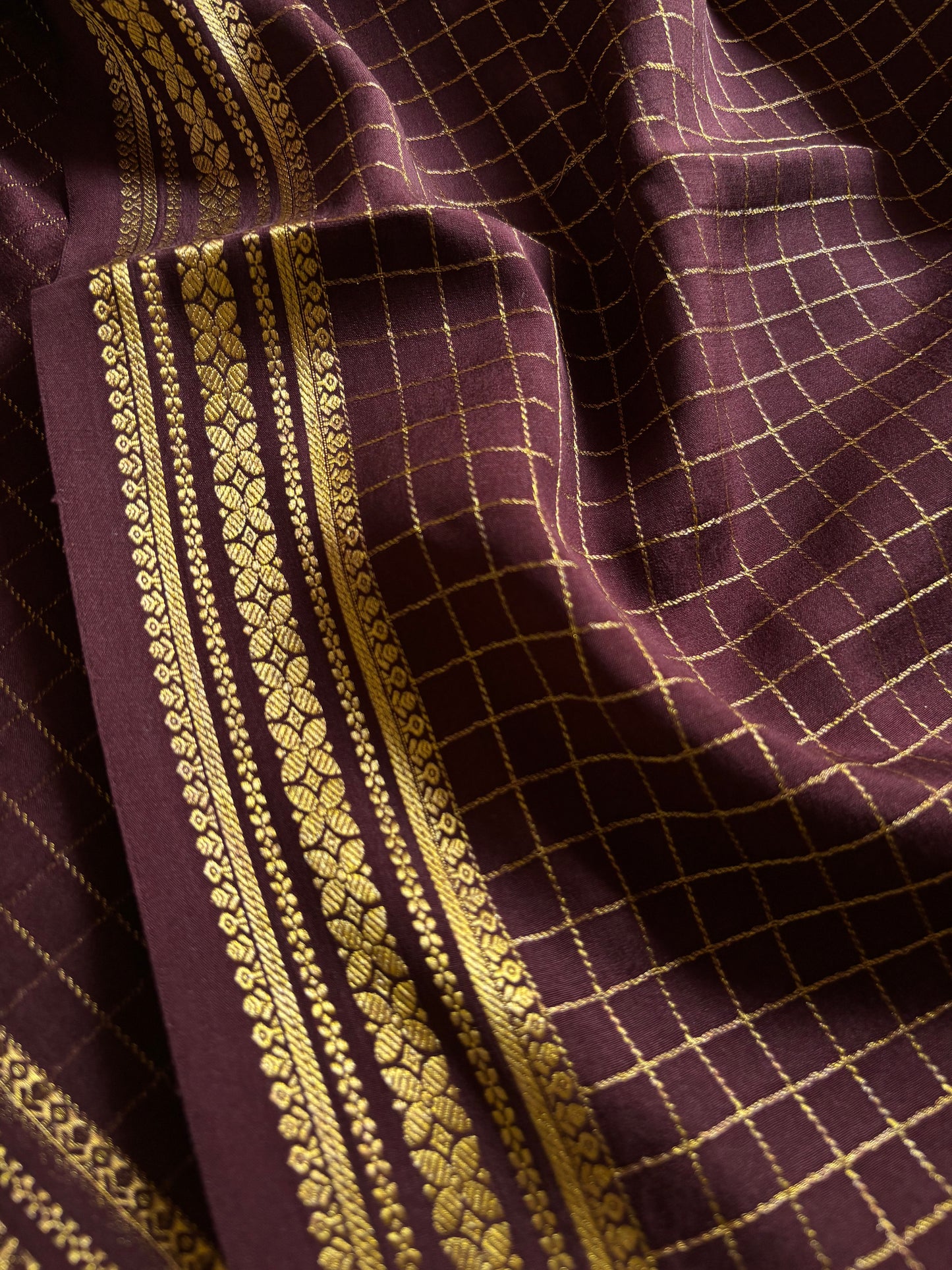 Madhura : Solid Chocolate brown