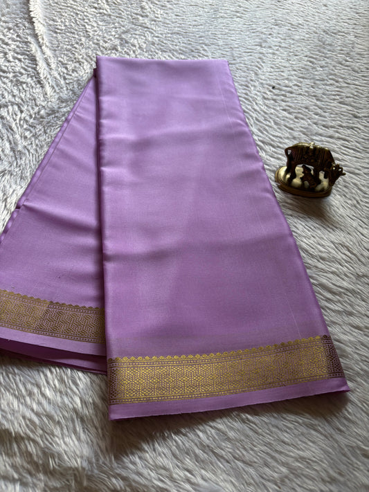 Ankitha : Solid Light lavender