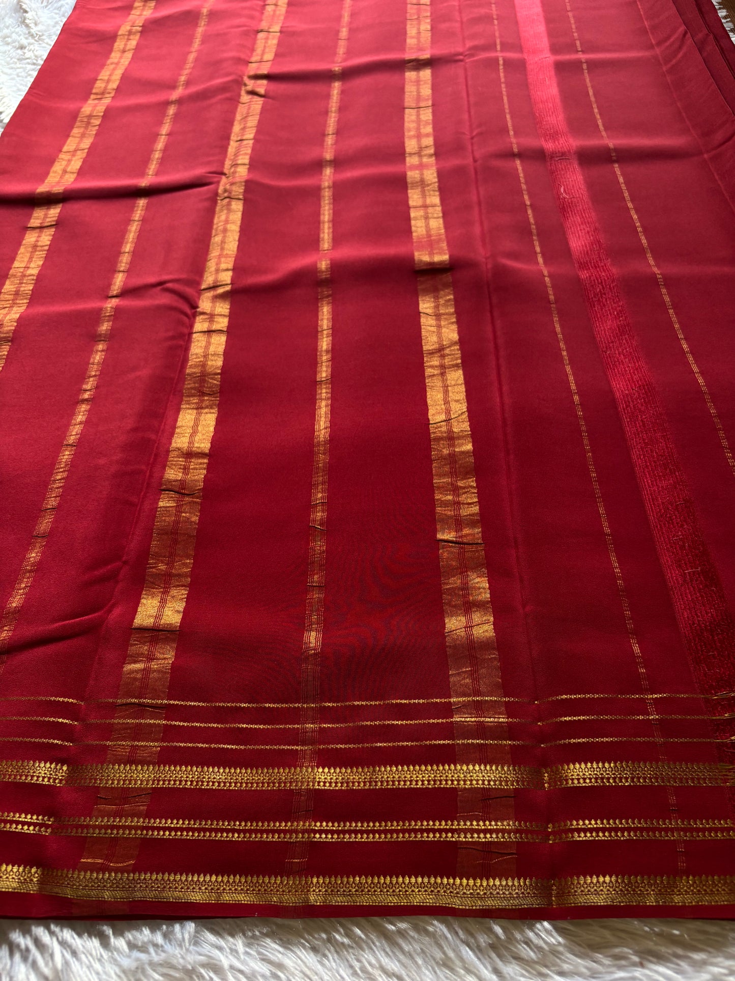 Tanuja : Solid Maroon