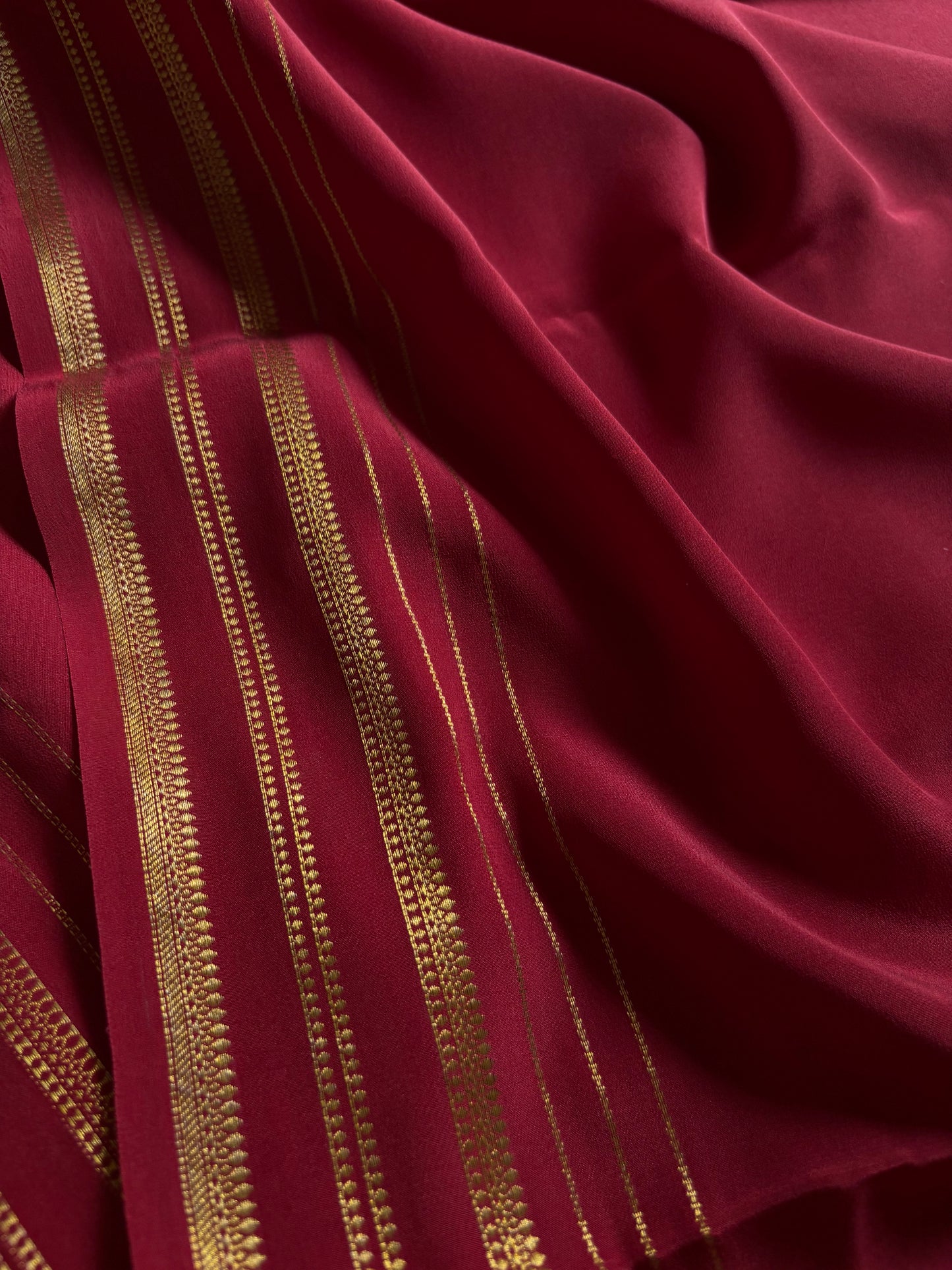 Tanuja : Solid Maroon